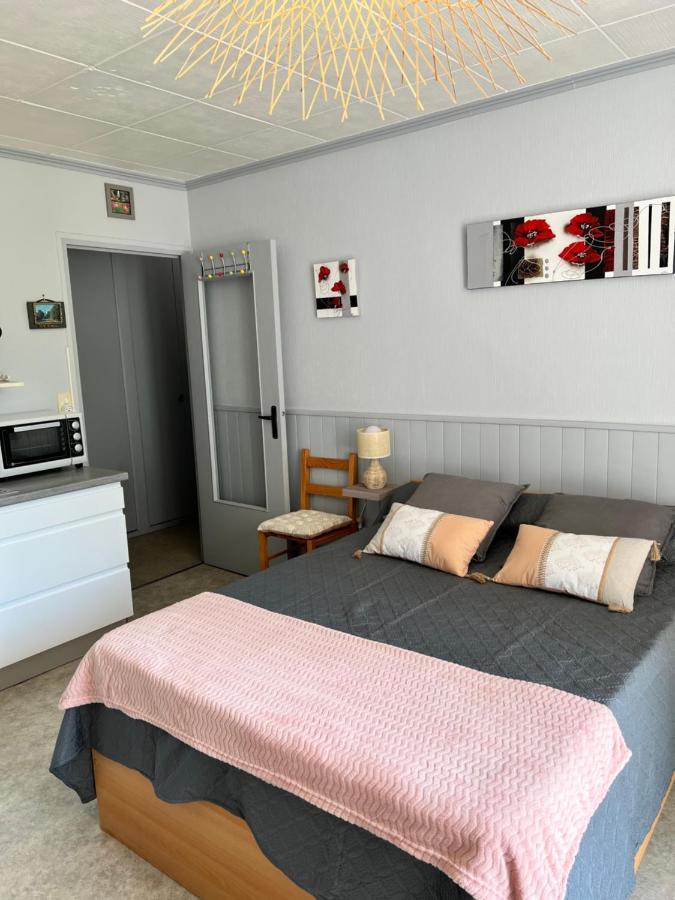 Apartament Aux Hameaux Des Thermes Bagnoles de l'Orne Normandie Zewnętrze zdjęcie